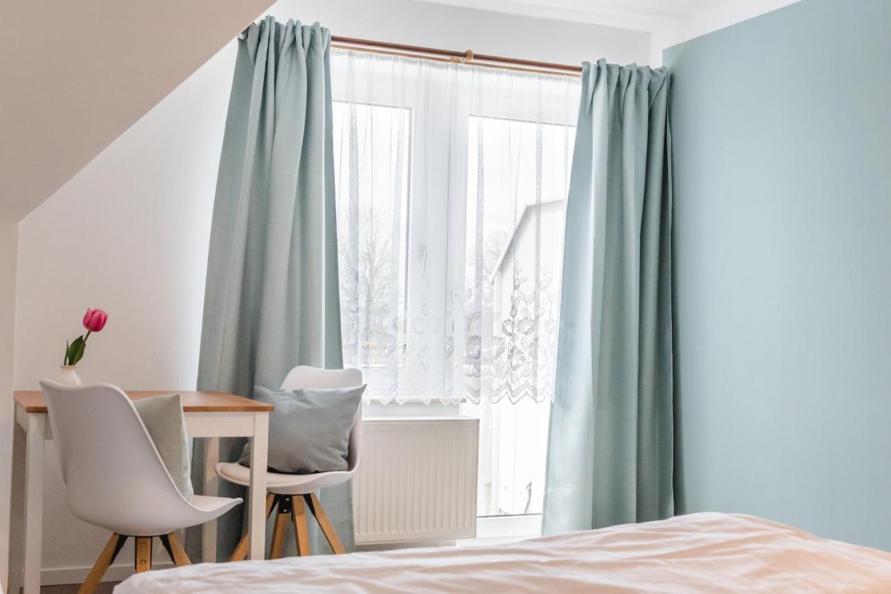 Straendhus Bed&Breakfast Hasselberg  Exterior foto